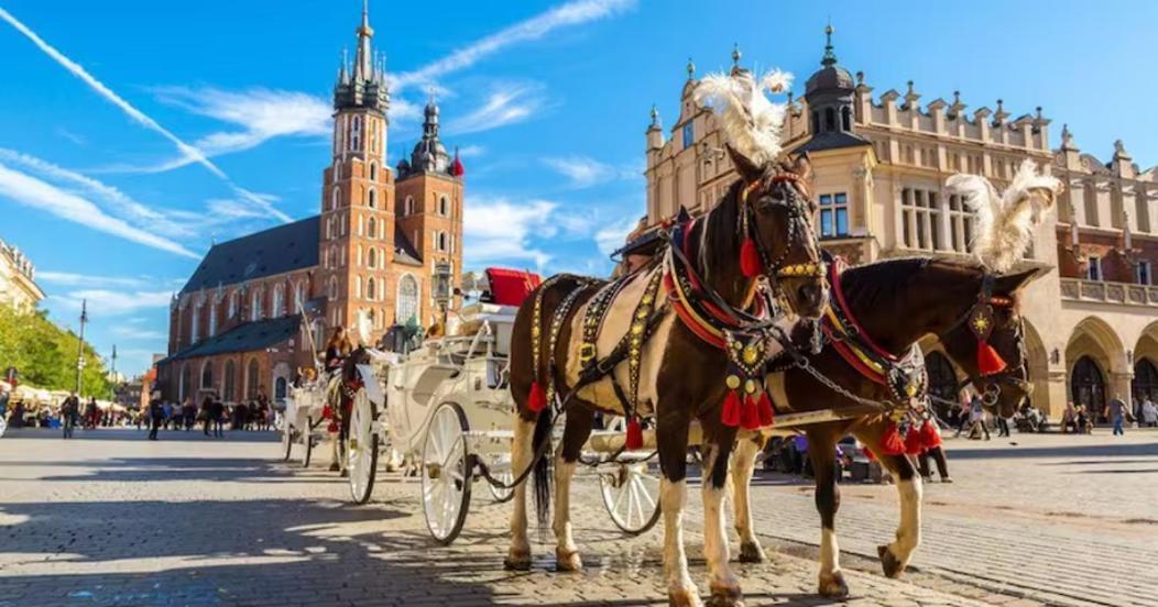 Florianska Old Town Apartments Краків Екстер'єр фото